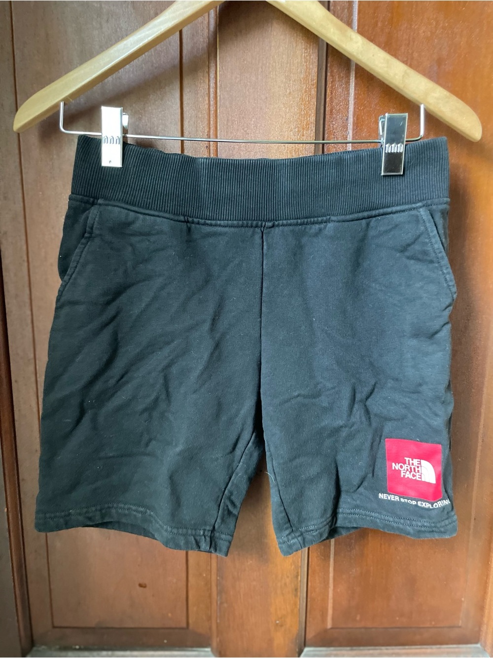 The North Face boys extra large black shorts